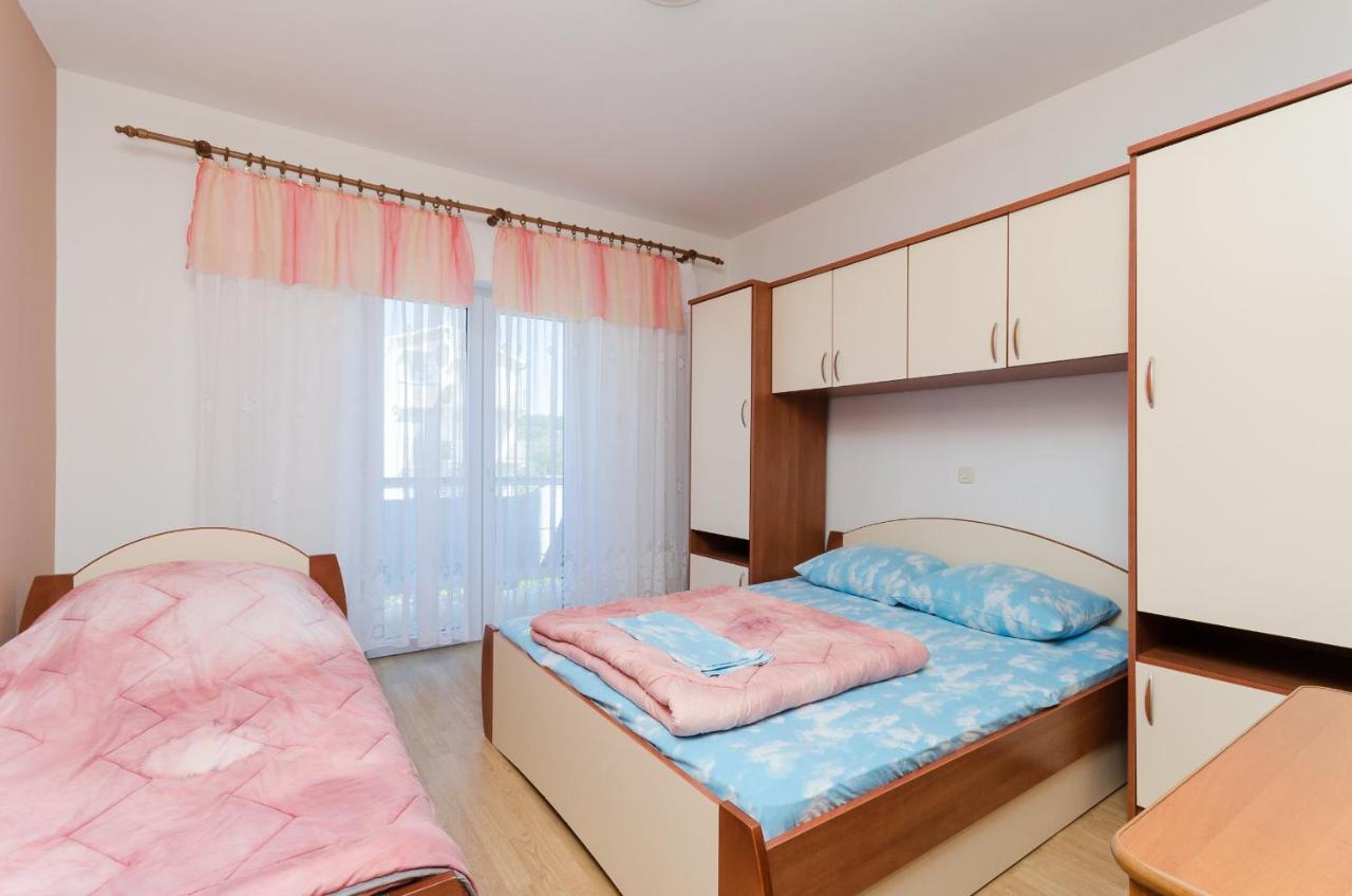 Apartments Rajka Lopar Ngoại thất bức ảnh