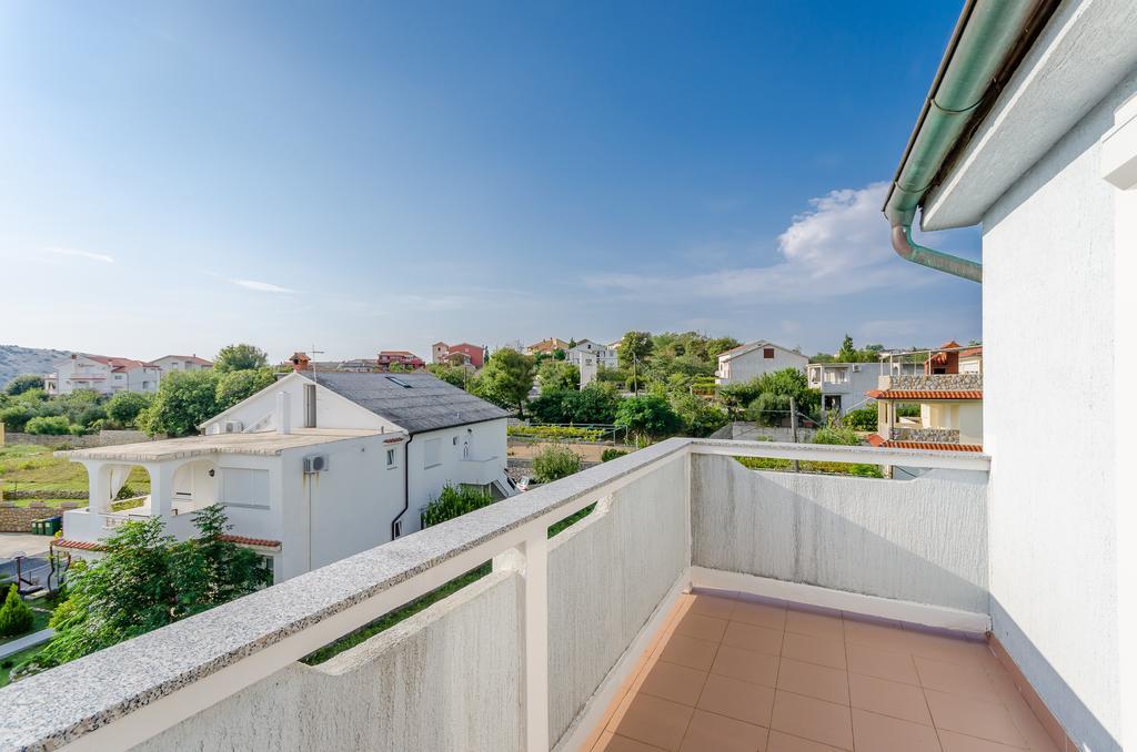 Apartments Rajka Lopar Ngoại thất bức ảnh